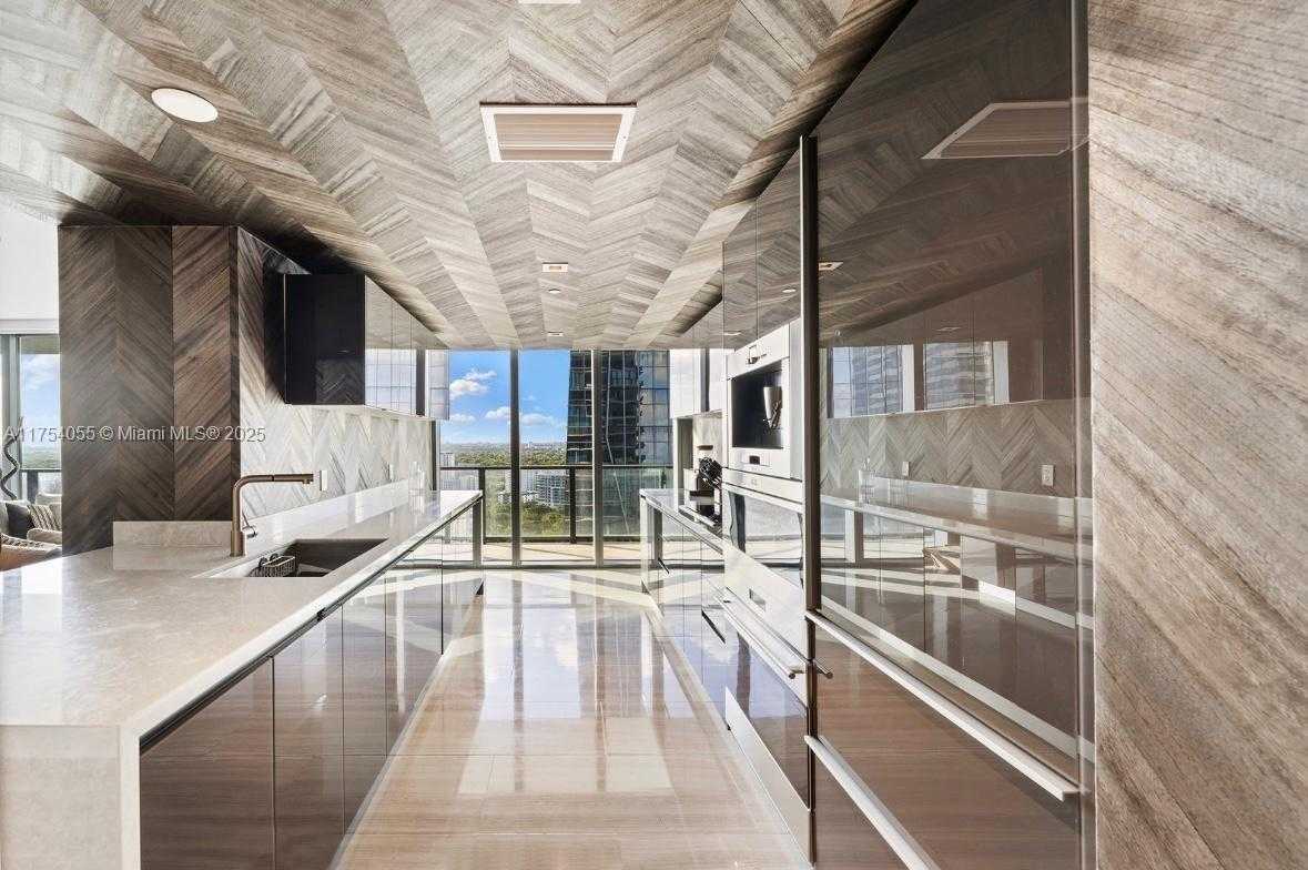 Small Image of 1451 BRICKELL AVE #2505, Miami Number 22