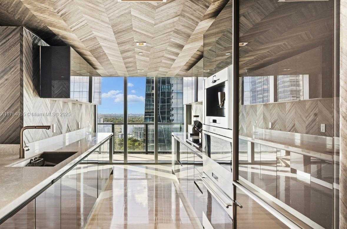 Small Image of 1451 BRICKELL AVE #2505, Miami Number 30