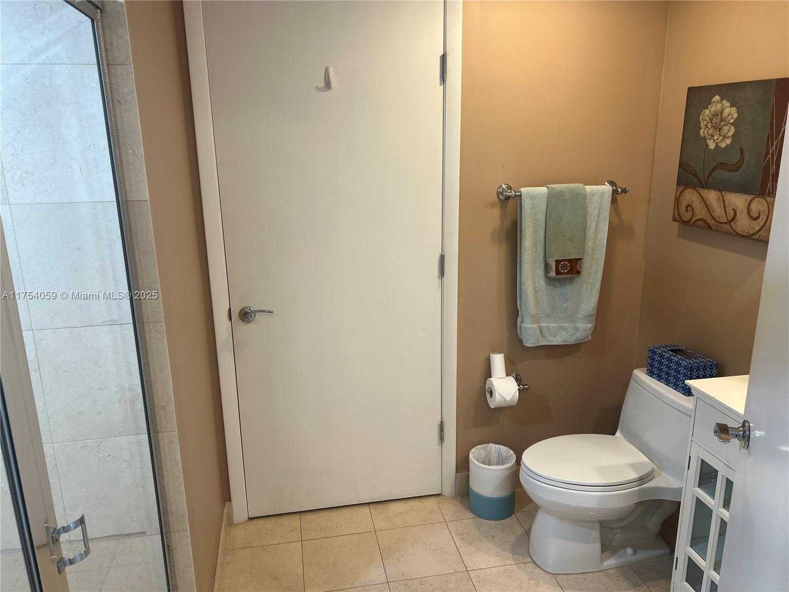 Small Image of 1830 SOUTH OCEAN DR #2508, Hallandale Beach Number 12