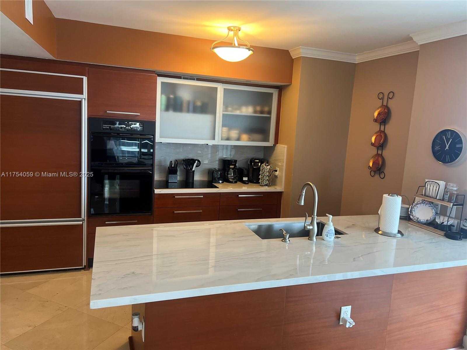 Small Image of 1830 SOUTH OCEAN DR #2508, Hallandale Beach Number 2