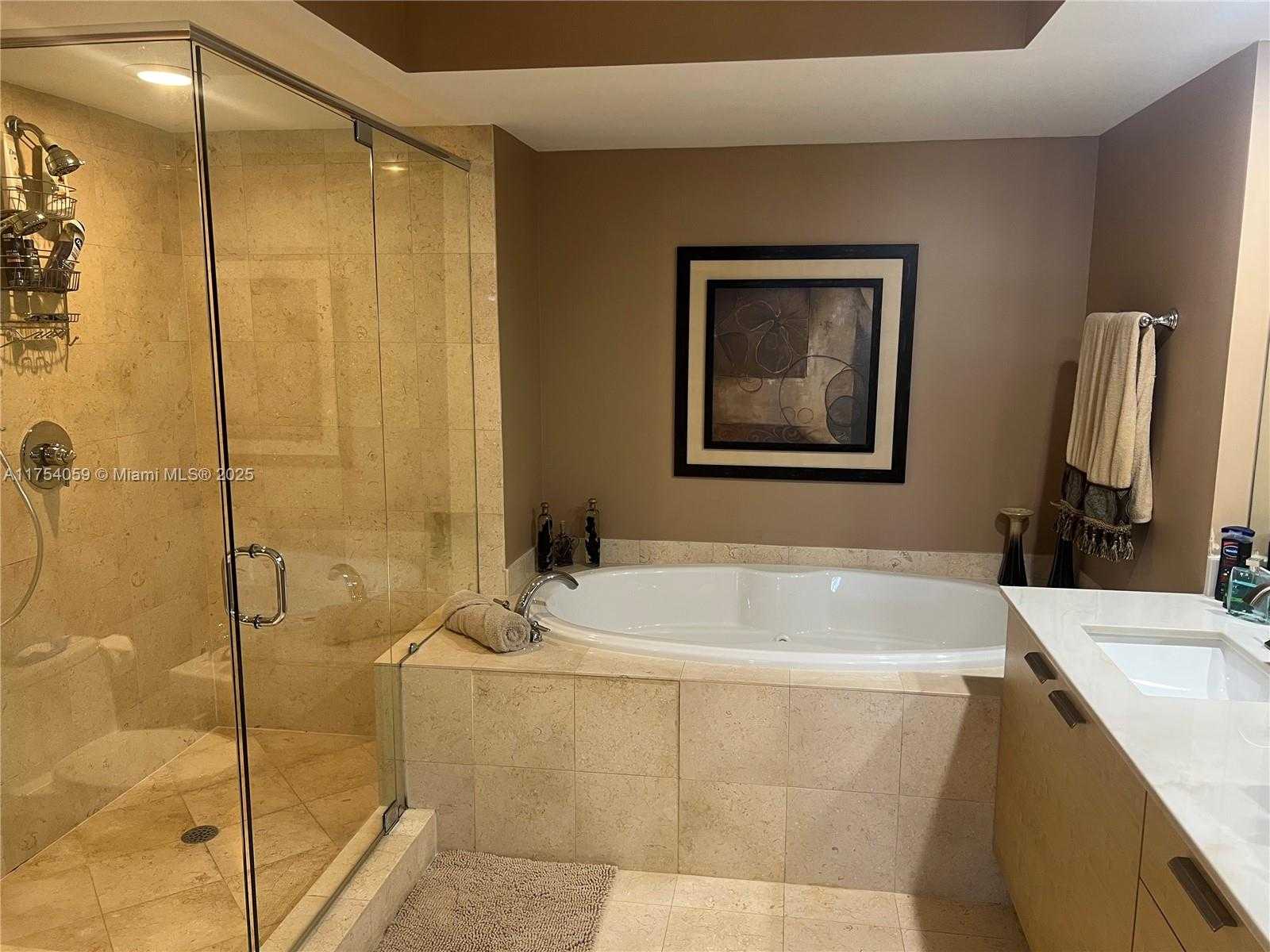 Small Image of 1830 SOUTH OCEAN DR #2508, Hallandale Beach Number 8