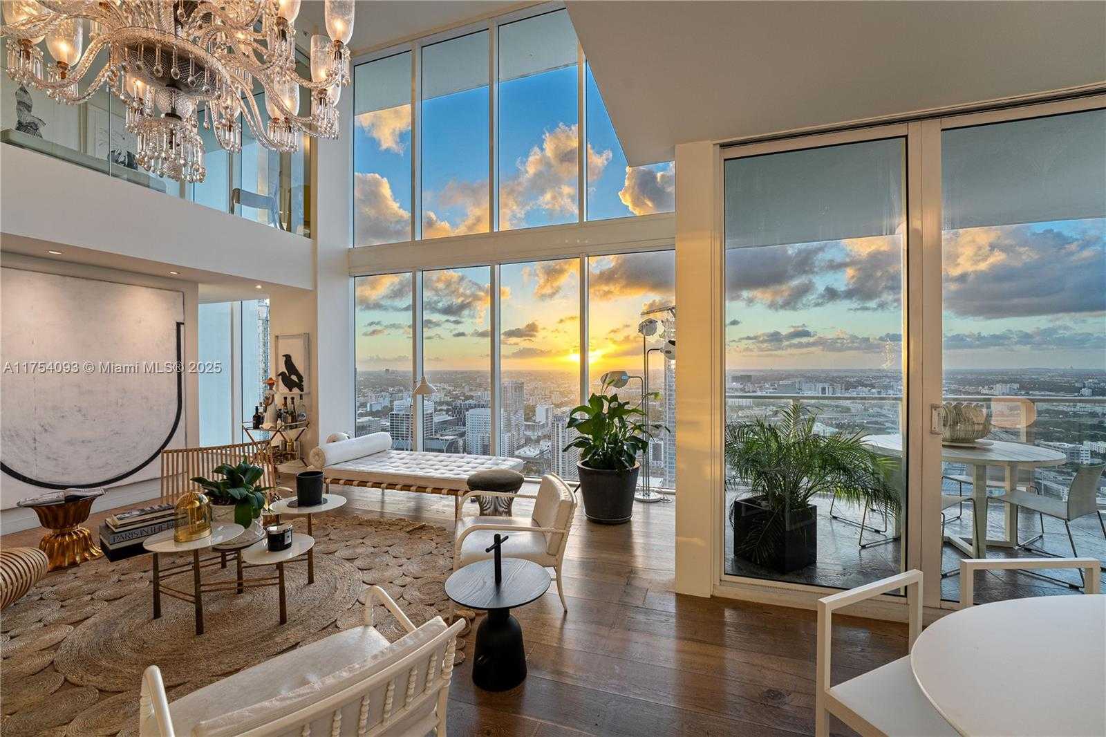 Small Image of 1040 BISCAYNE BLVD #4606, Miami Number 20