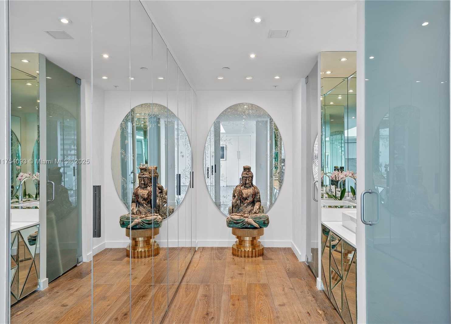 Small Image of 1040 BISCAYNE BLVD #4606, Miami Number 27