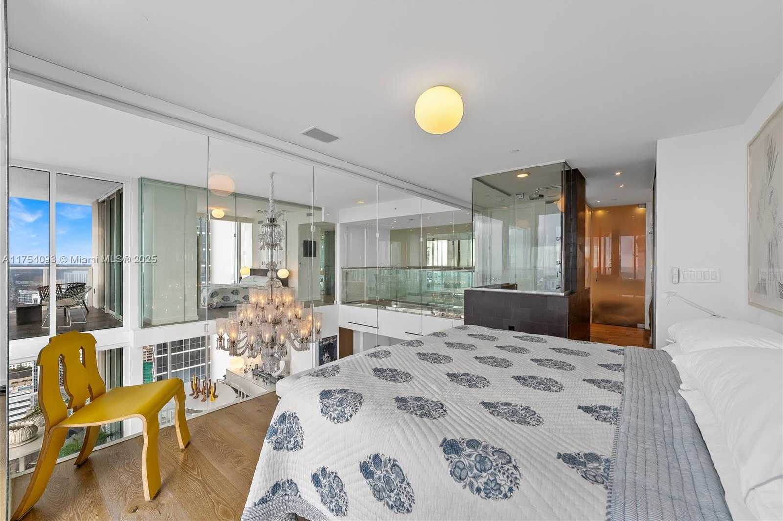 Small Image of 1040 BISCAYNE BLVD #4606, Miami Number 33