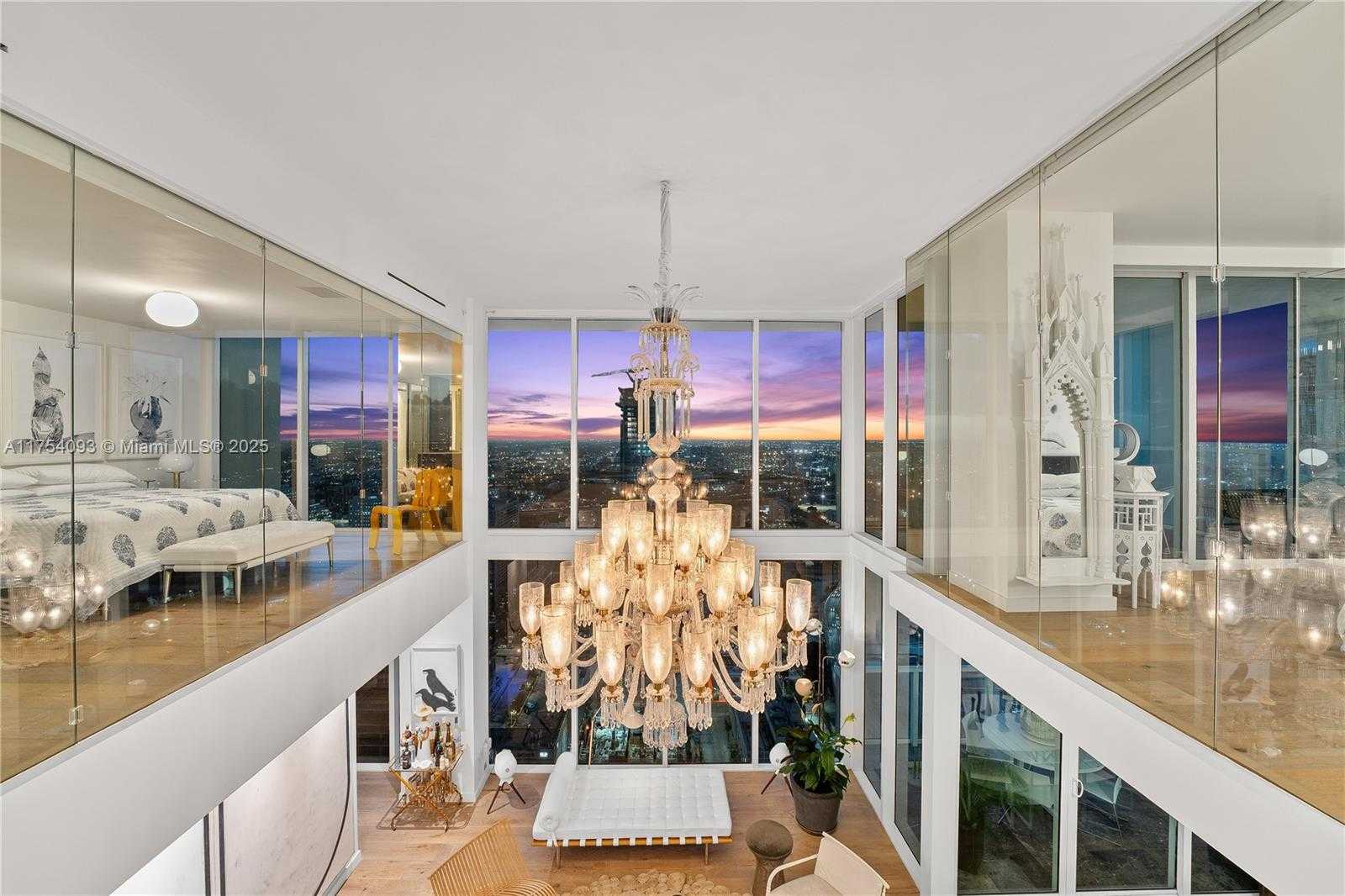 Small Image of 1040 BISCAYNE BLVD #4606, Miami Number 8