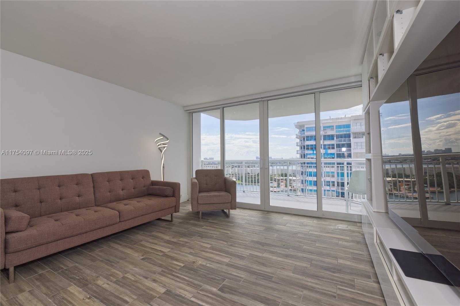 Small Image of 18061 BISCAYNE BLVD #1703, Aventura Number 13