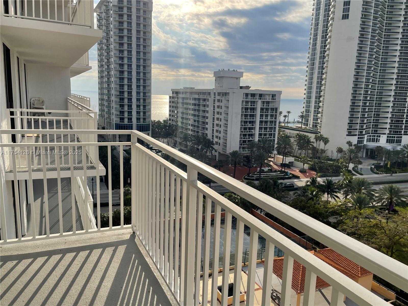 Small Image of 210 174TH ST #1203, Sunny Isles Beach Number 11