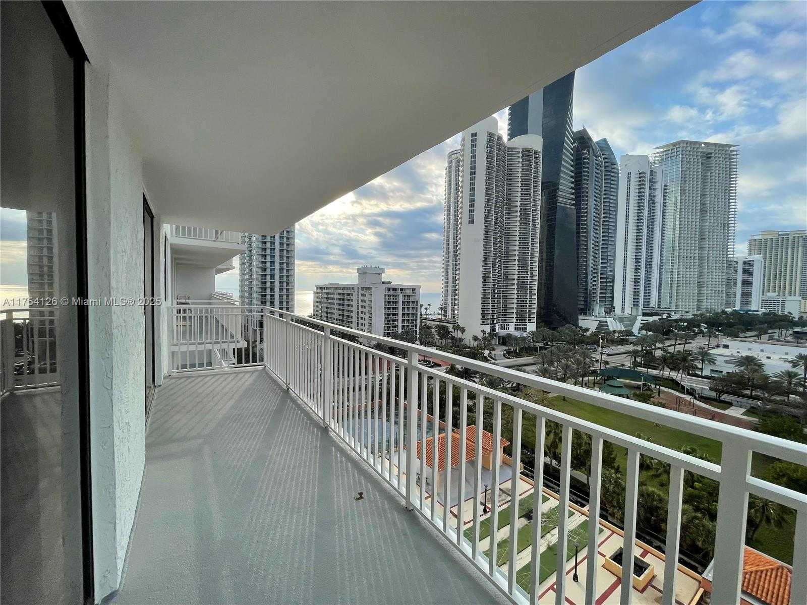 Small Image of 210 174TH ST #1203, Sunny Isles Beach Number 16