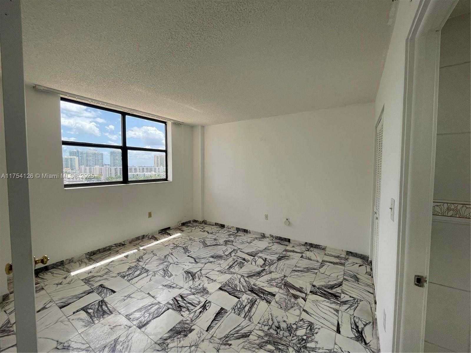 Small Image of 210 174TH ST #1203, Sunny Isles Beach Number 38