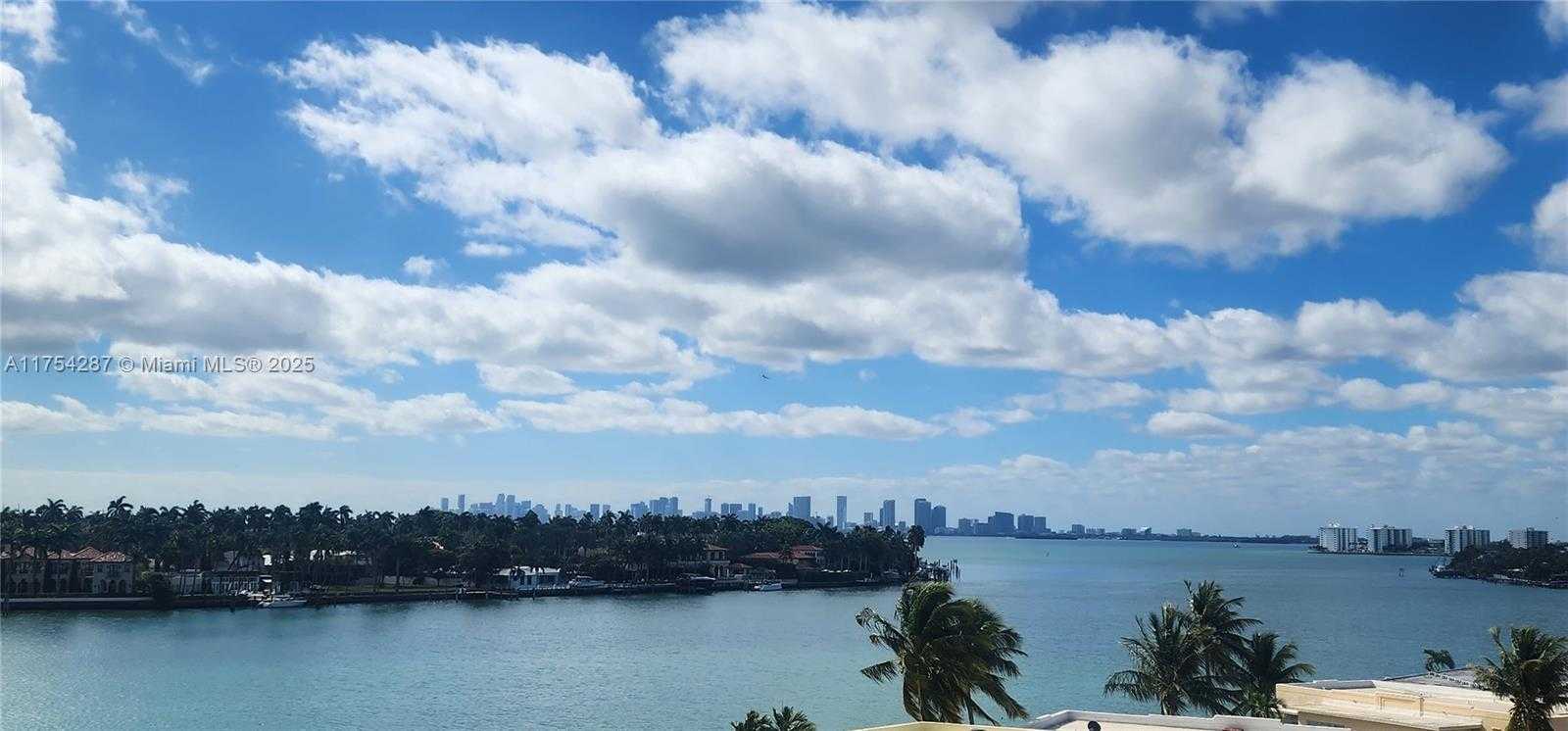 Small Image of 900 BAY DR #521, Miami Beach Number 9