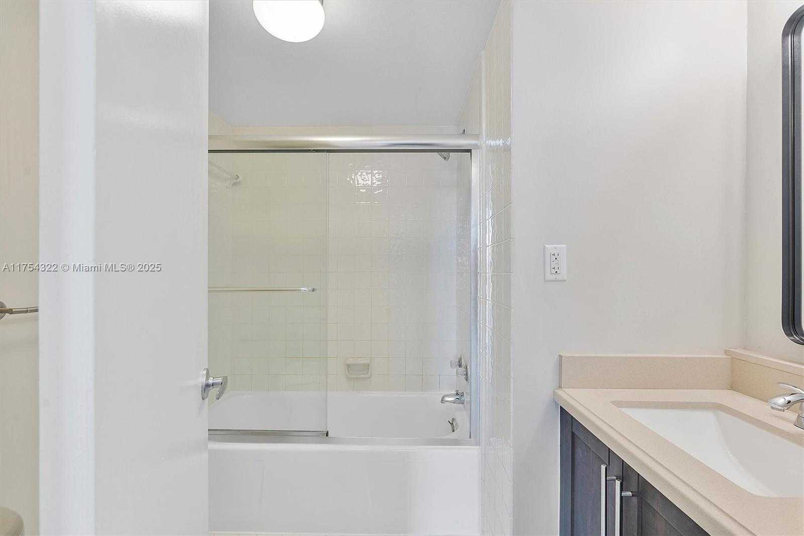 Small Image of 9800 WEST BAY HARBOR DR #710, Bay Harbor Islands Number 18