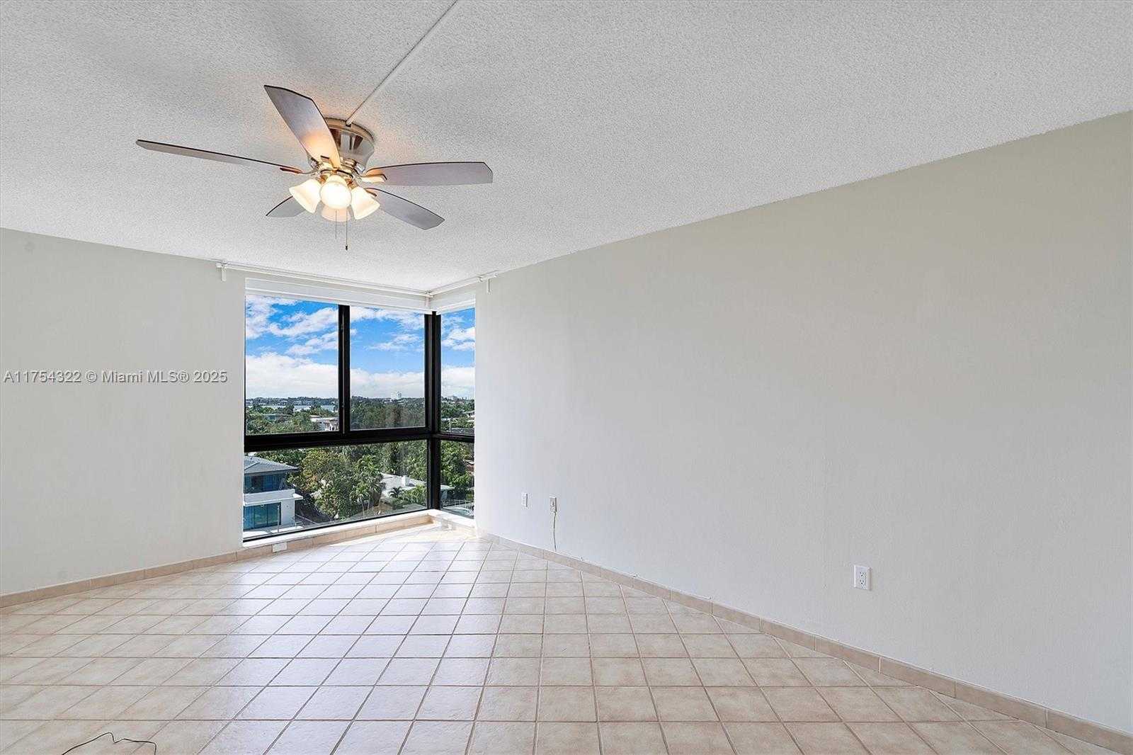 Small Image of 9800 WEST BAY HARBOR DR #710, Bay Harbor Islands Number 19