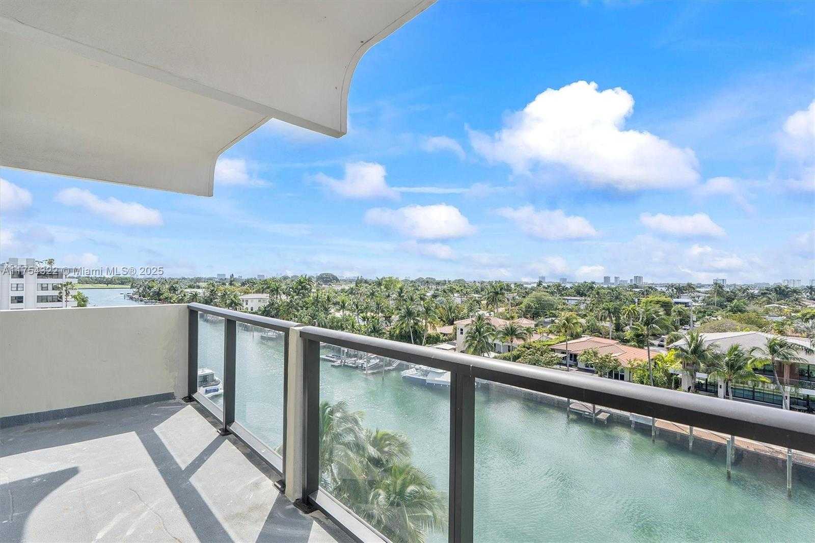 Small Image of 9800 WEST BAY HARBOR DR #710, Bay Harbor Islands Number 27