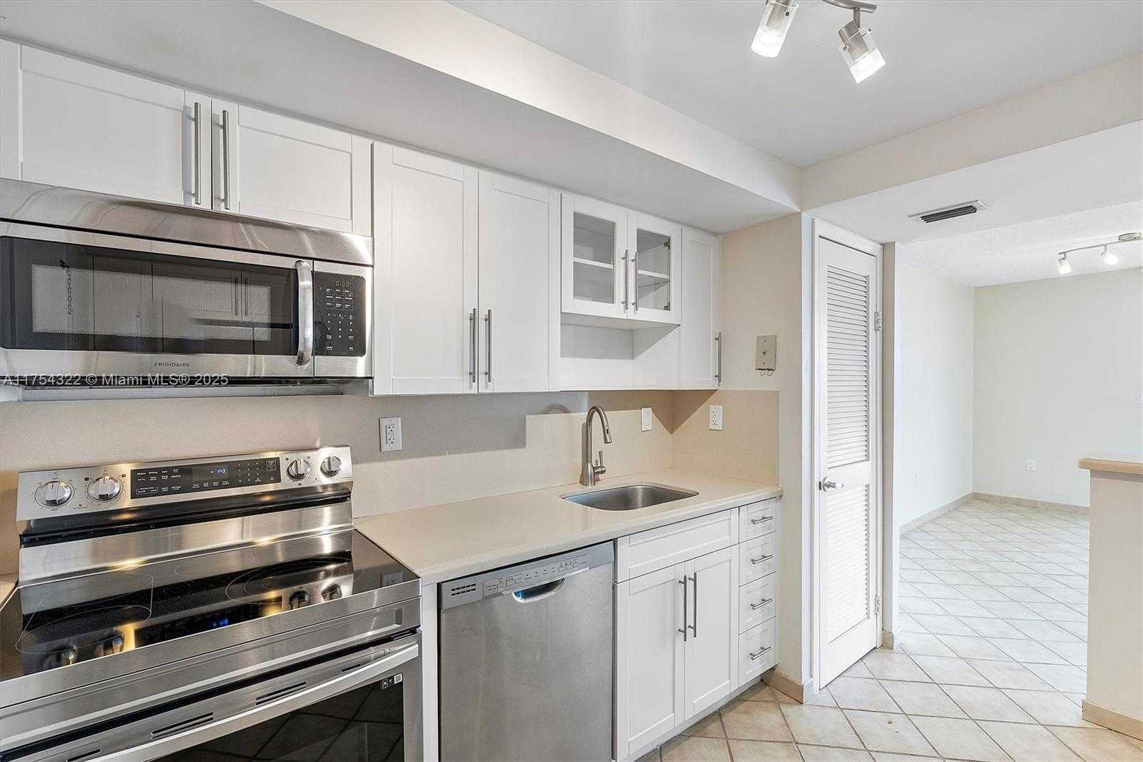 Small Image of 9800 WEST BAY HARBOR DR #710, Bay Harbor Islands Number 8
