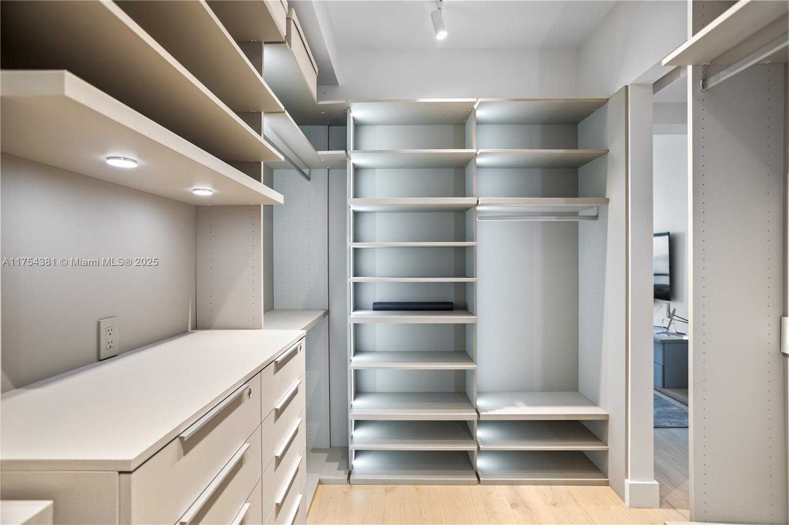 Small Image of 16051 COLLINS AVE #3202, Sunny Isles Beach Number 18