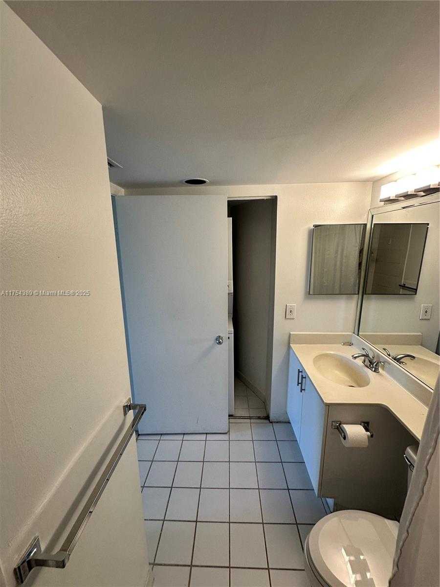 Small Image of 3300 NORTH EAST 191ST ST #304, Aventura Number 13