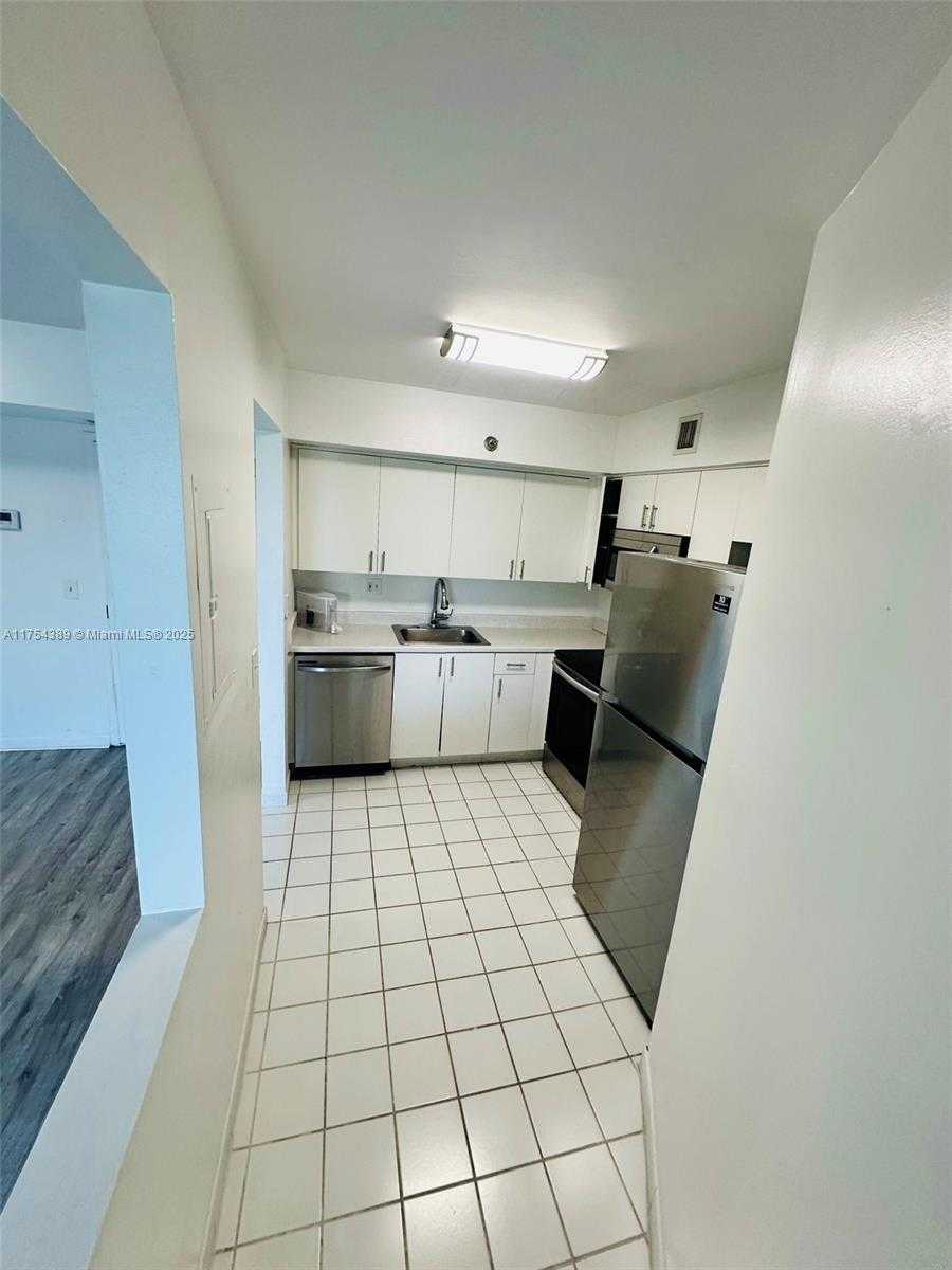Small Image of 3300 NORTH EAST 191ST ST #304, Aventura Number 7