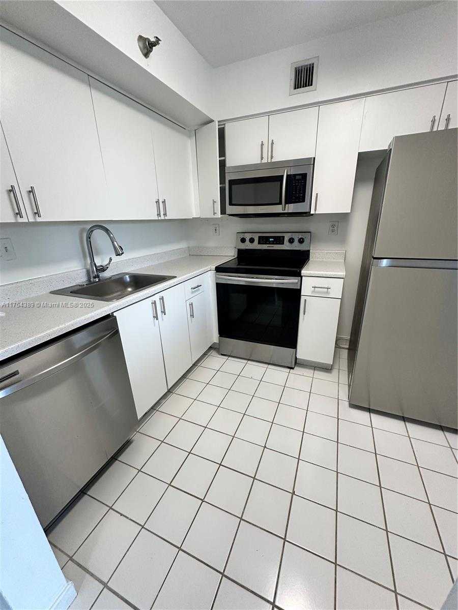 Small Image of 3300 NORTH EAST 191ST ST #304, Aventura Number 8