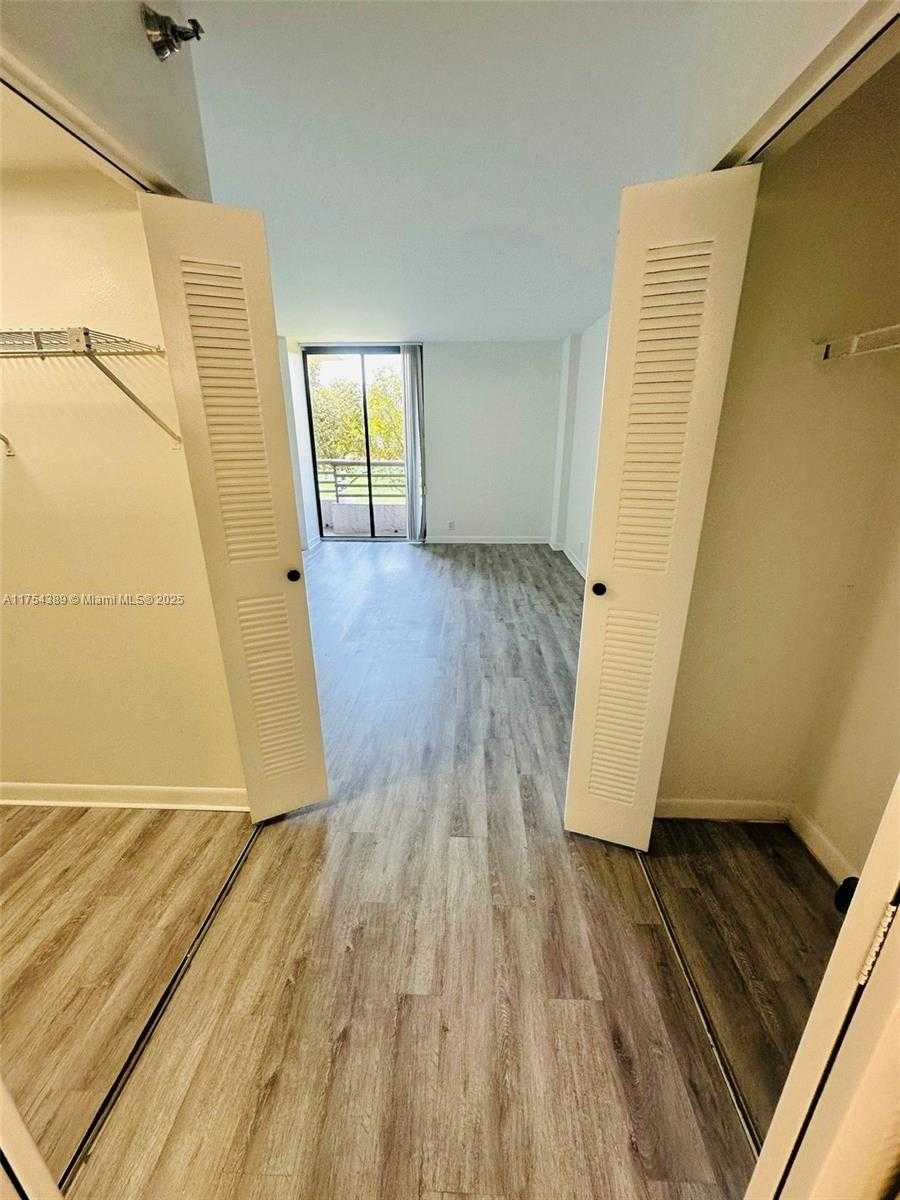 Small Image of 3300 NORTH EAST 191ST ST #304, Aventura Number 9