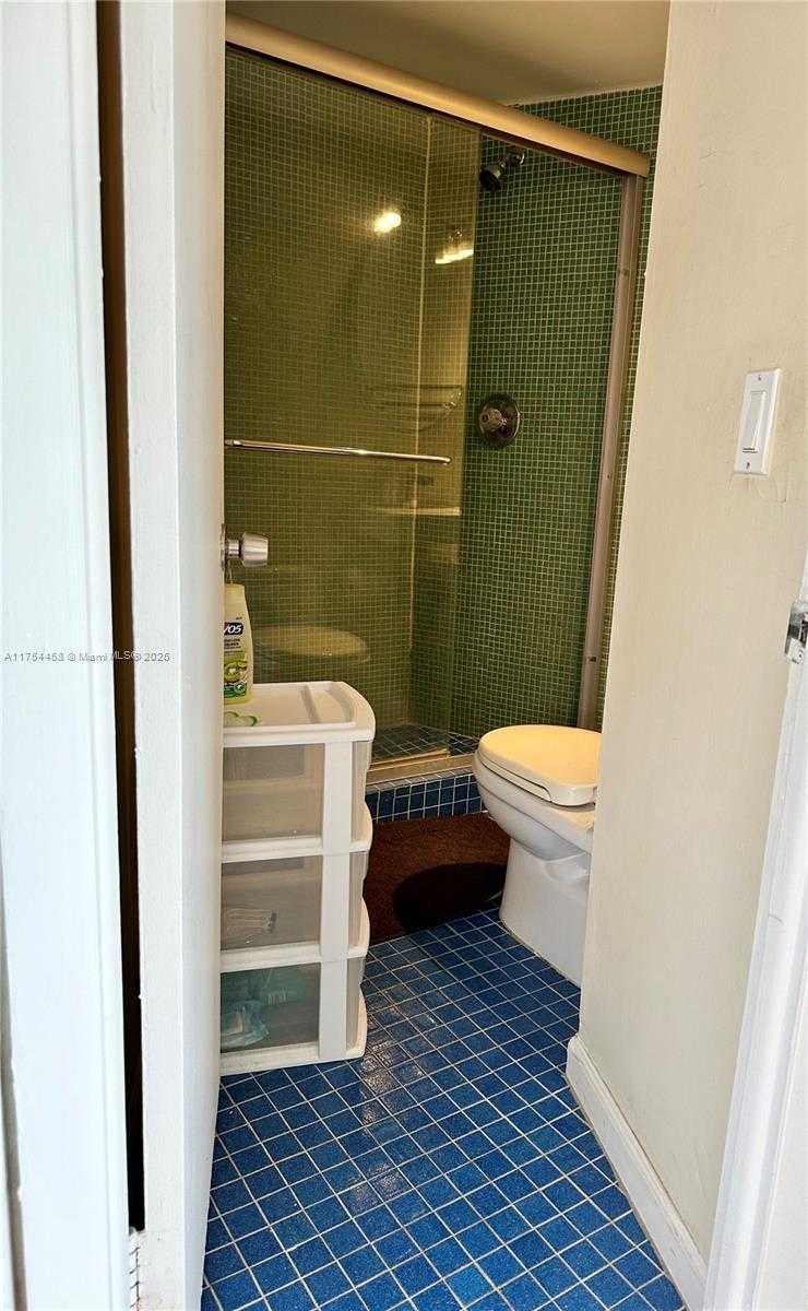 Small Image of 1881 Washington Ave, Miami Beach, FL 33139, USA Number 13