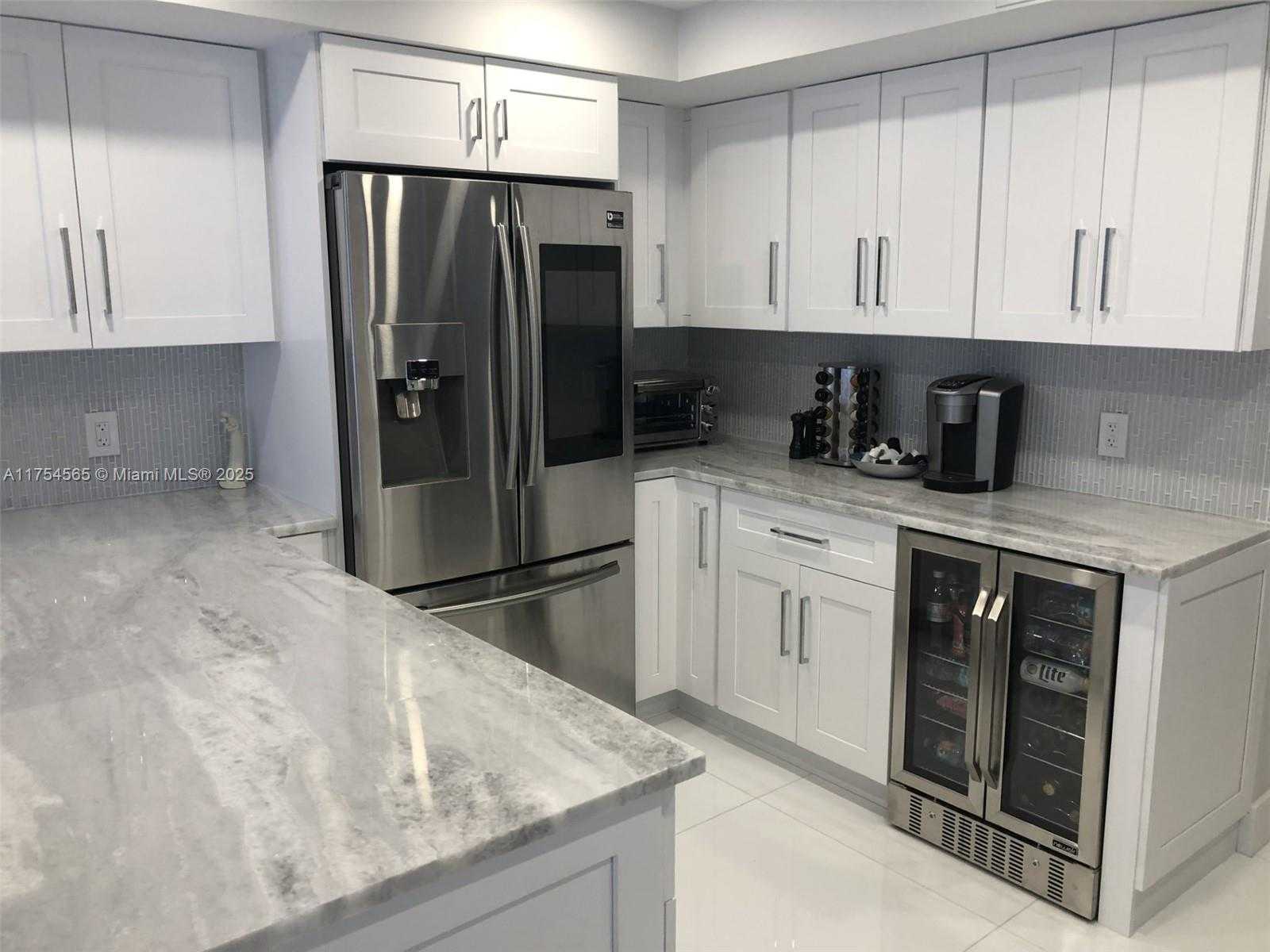 Small Image of 3900 GALT OCEAN DR #111, Fort Lauderdale Number 11