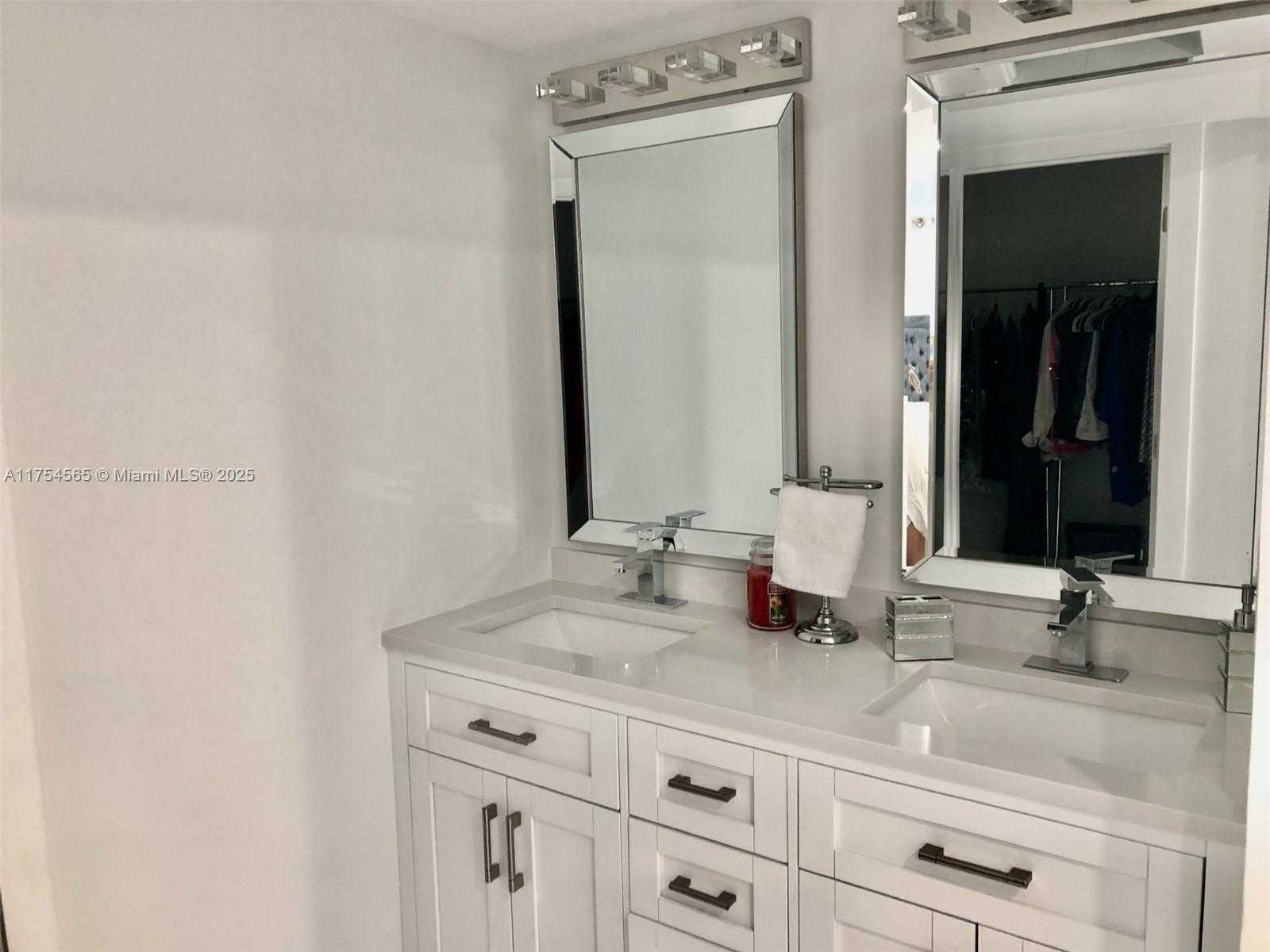 Small Image of 3900 GALT OCEAN DR #111, Fort Lauderdale Number 19
