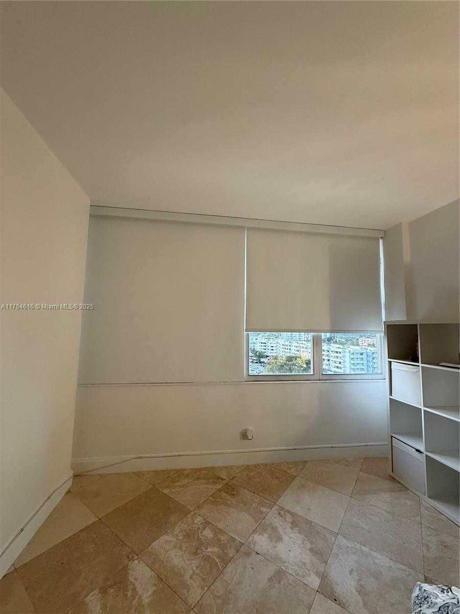 Small Image of 7441 WAYNE AVE #8M, Miami Beach Number 17