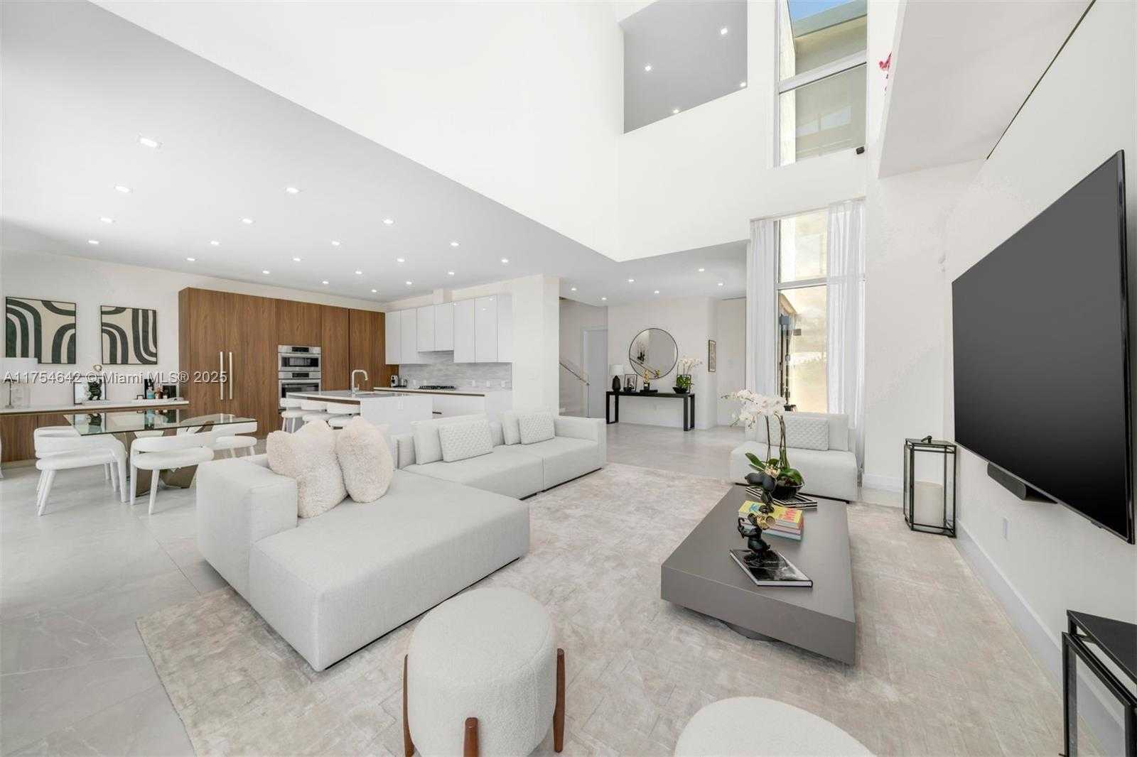 Small Image of 1201 WEST 47TH ST, Miami Beach Number 15