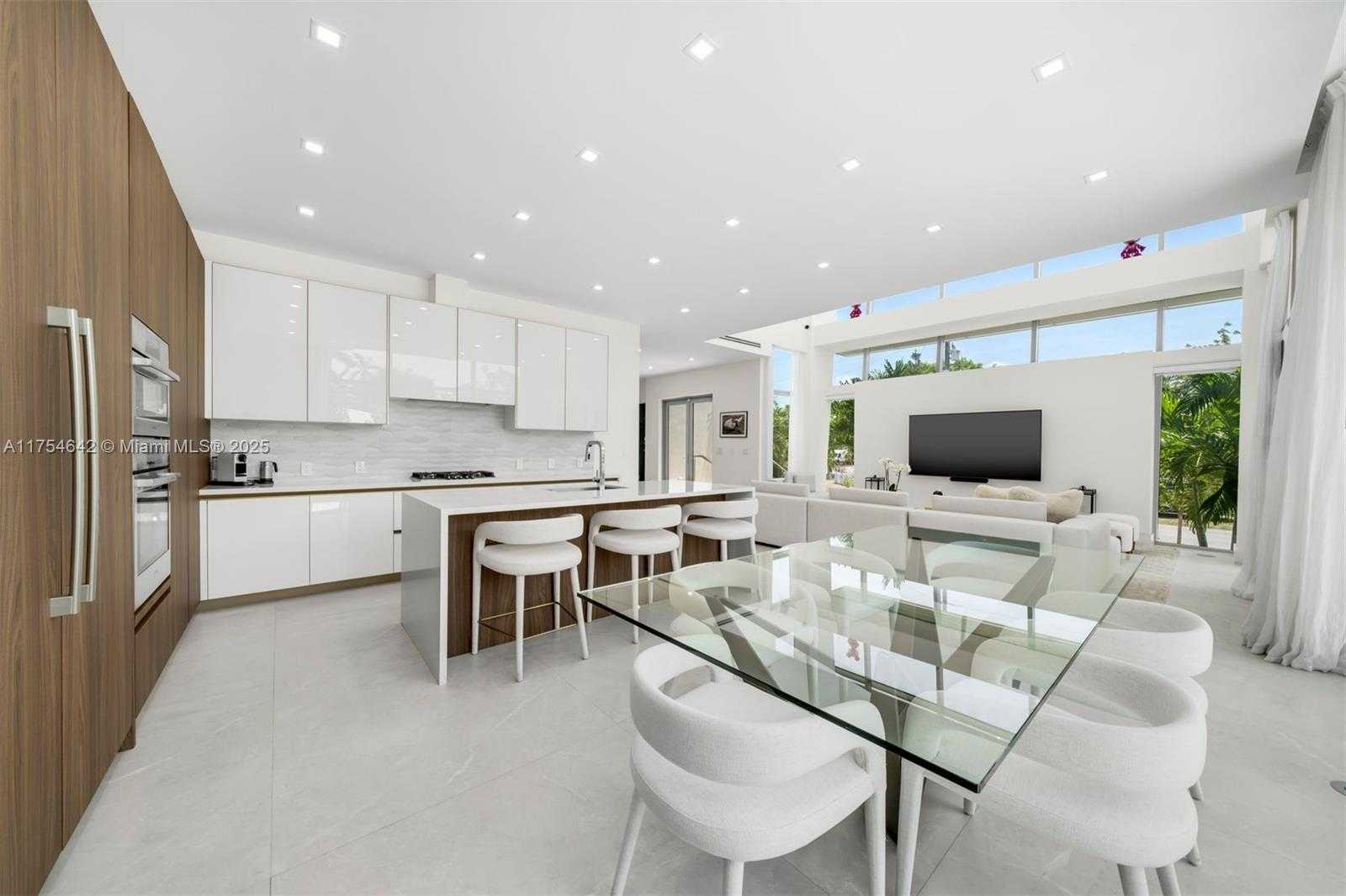 Small Image of 1201 WEST 47TH ST, Miami Beach Number 26