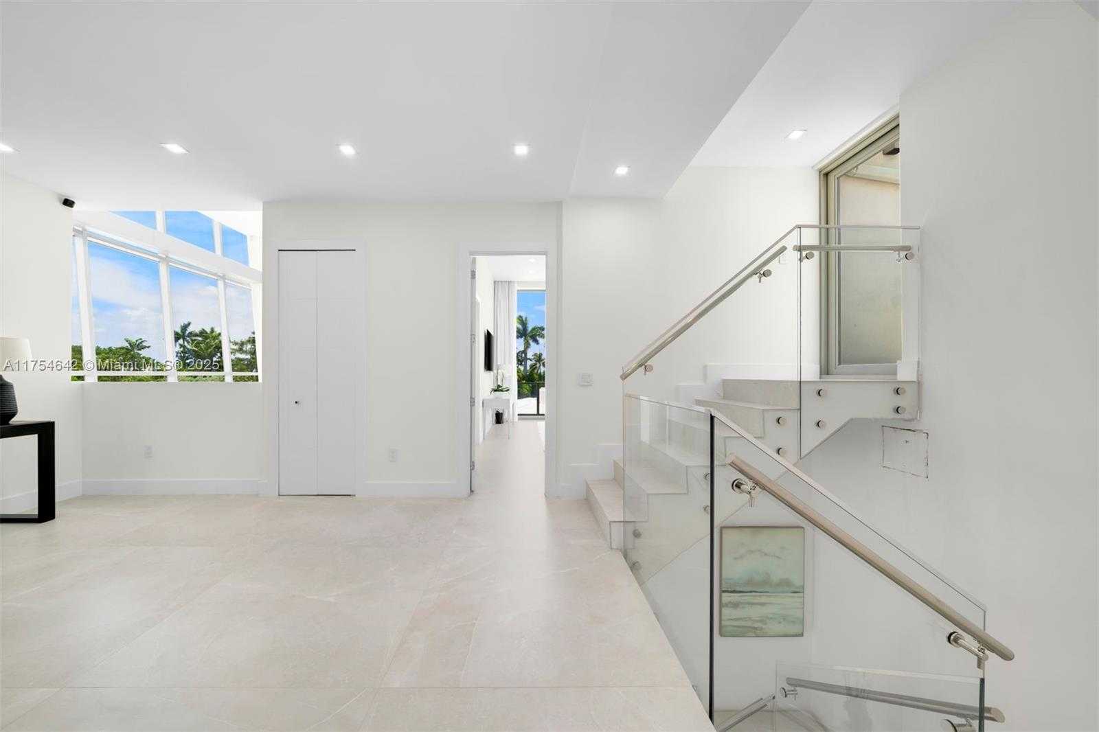 Small Image of 1201 WEST 47TH ST, Miami Beach Number 34