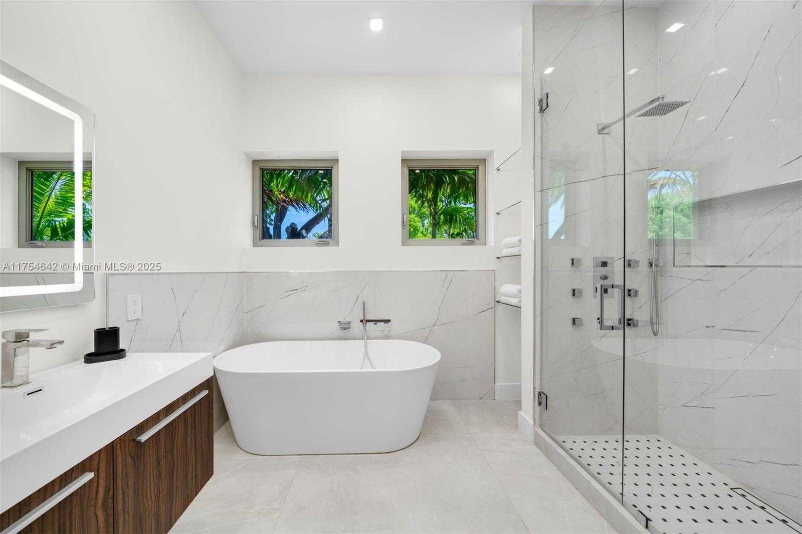 Small Image of 1201 WEST 47TH ST, Miami Beach Number 52