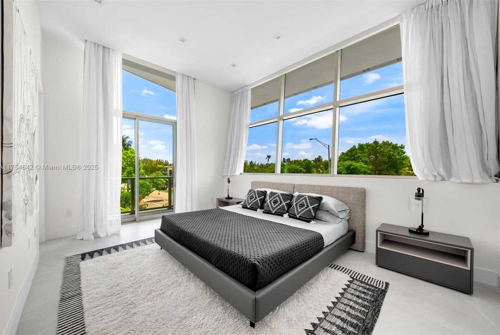 Small Image of 1201 WEST 47TH ST, Miami Beach Number 53