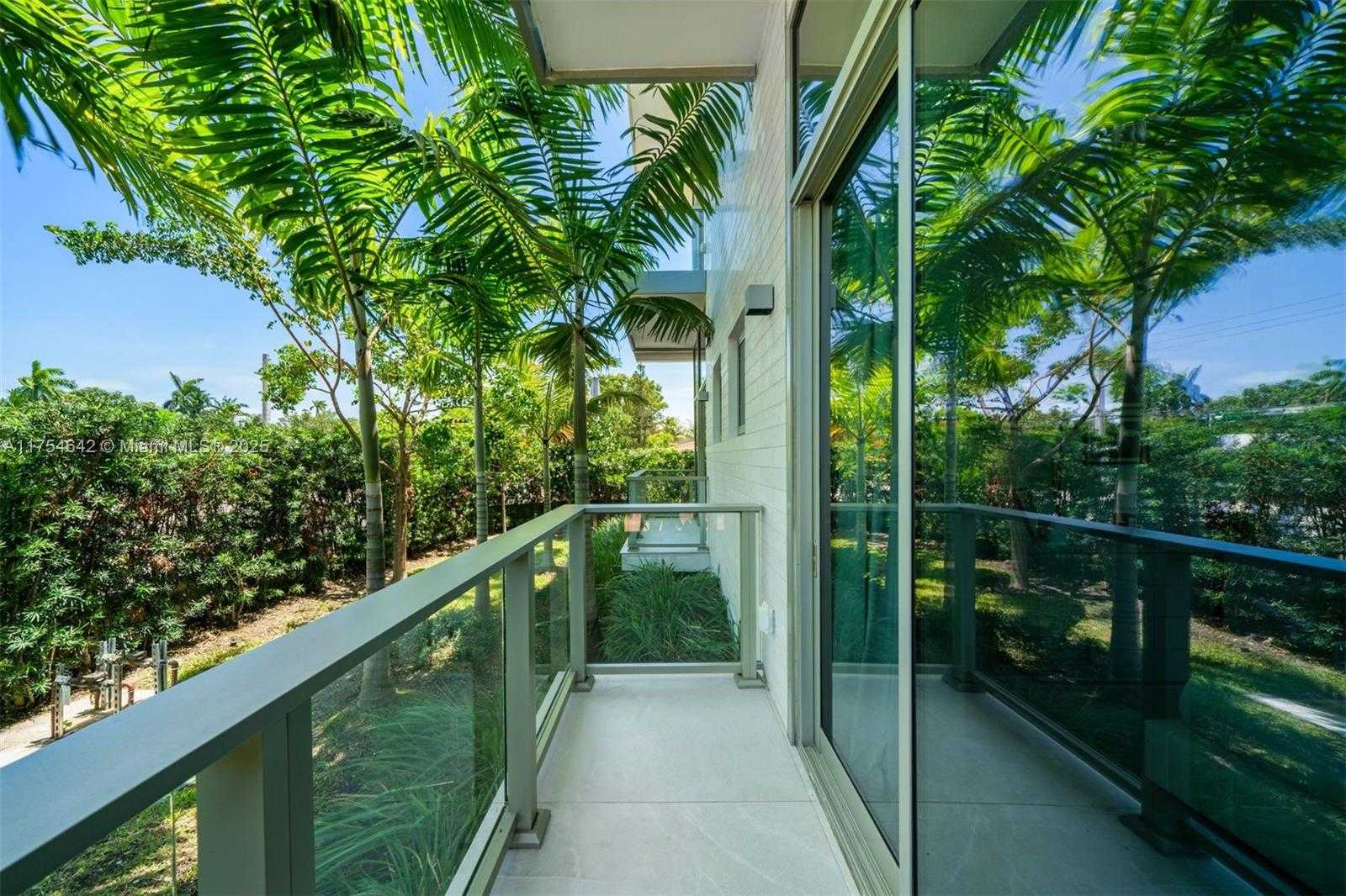 Small Image of 1201 WEST 47TH ST, Miami Beach Number 60
