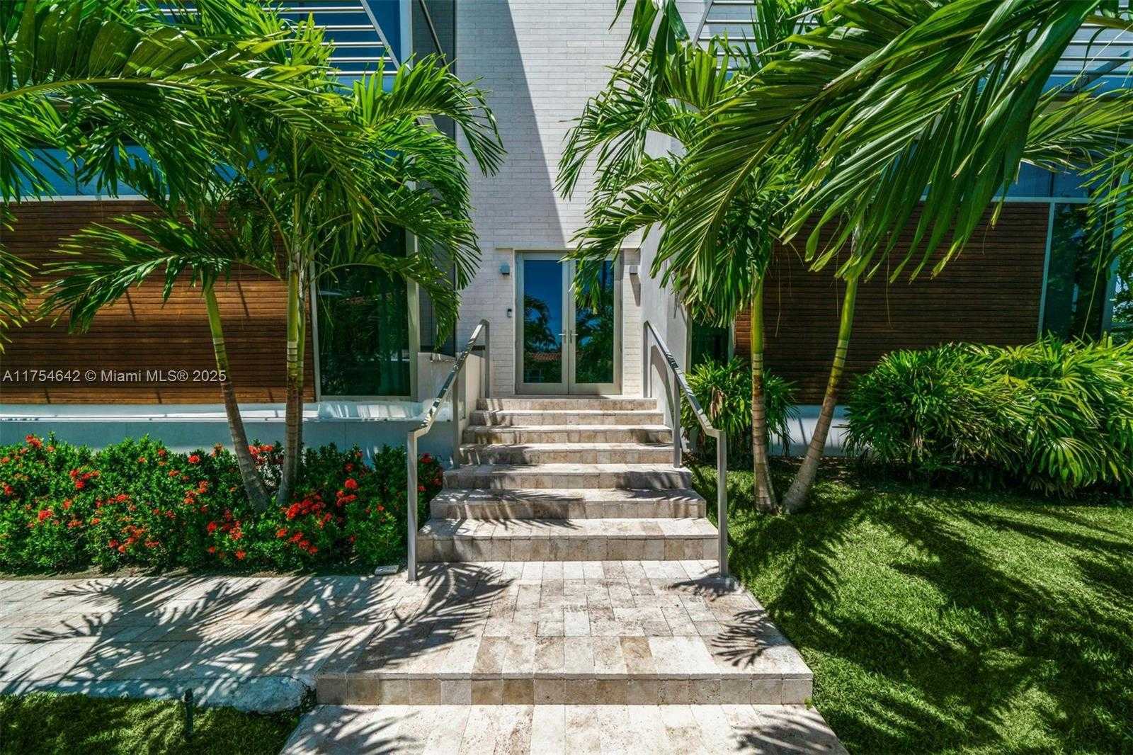 Small Image of 1201 WEST 47TH ST, Miami Beach Number 8