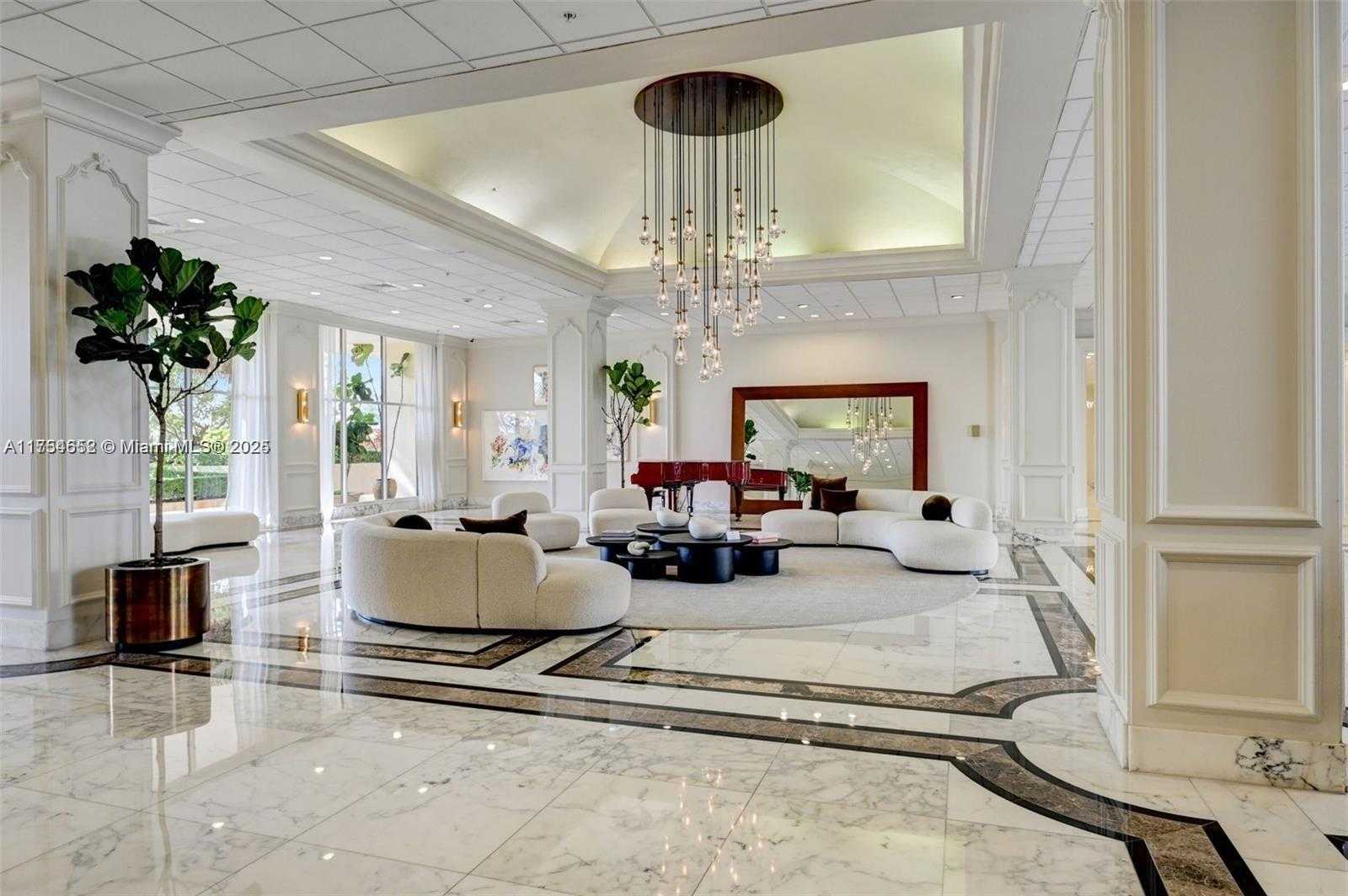 Small Image of 5600 COLLINS AVE #14H, Miami Beach Number 14