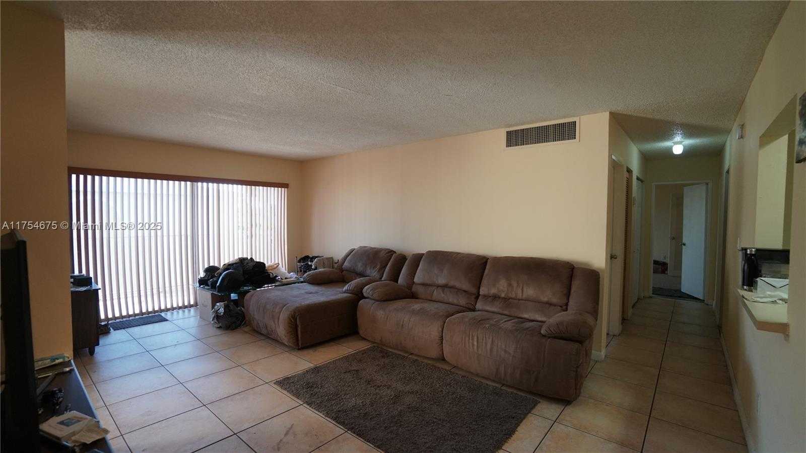 Small Image of 4670 NORTH WEST 79TH AVE #2F, Doral Number 14