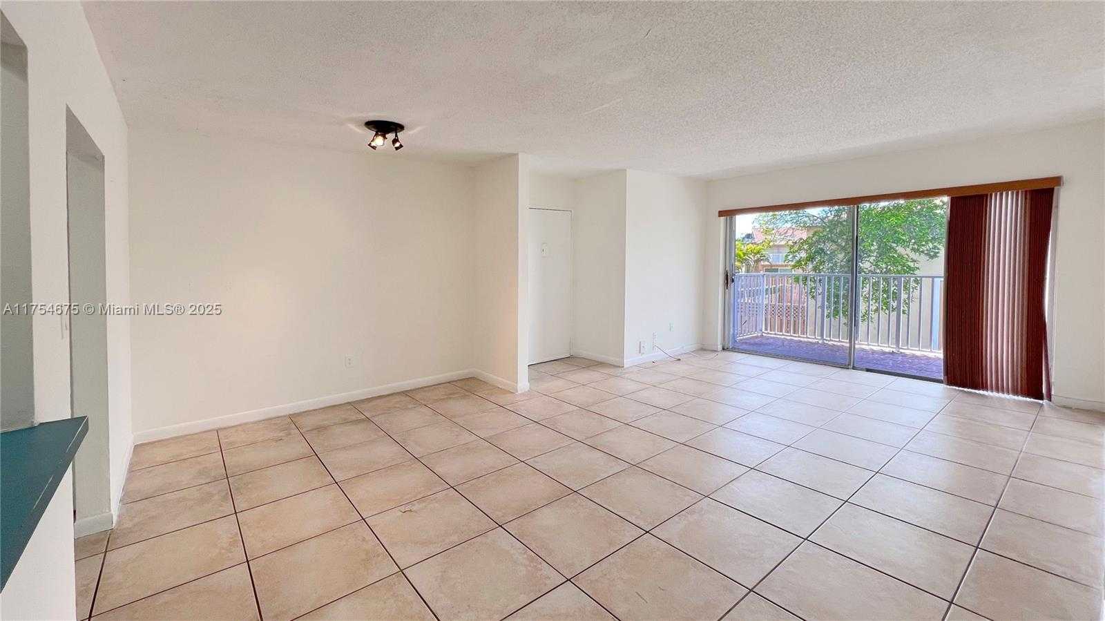 Small Image of 4670 NORTH WEST 79TH AVE #2F, Doral Number 25