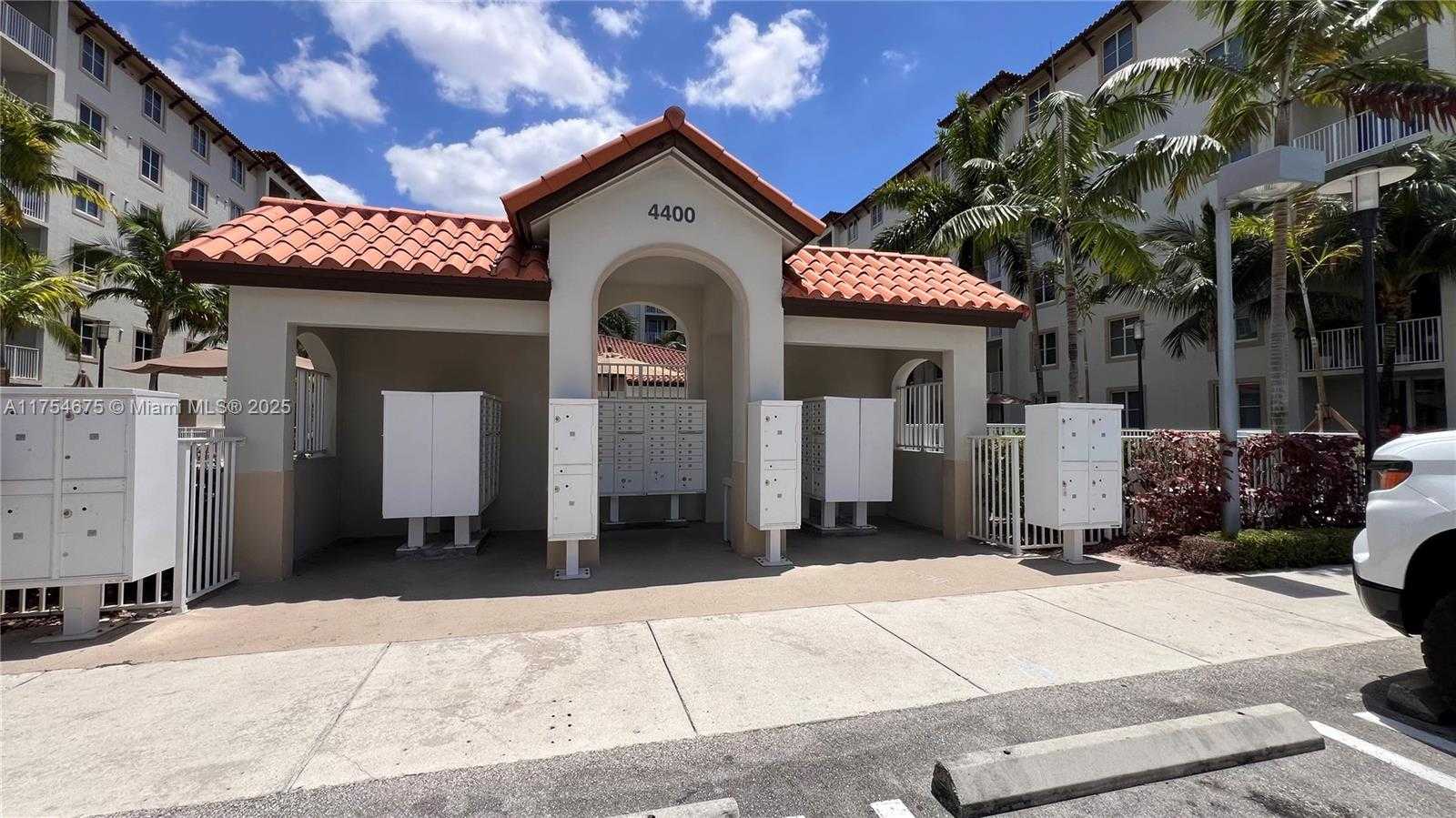 Small Image of 4670 NORTH WEST 79TH AVE #2F, Doral Number 27