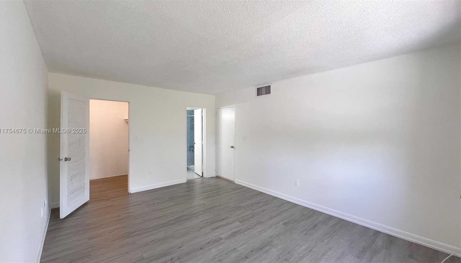 Small Image of 4670 NORTH WEST 79TH AVE #2F, Doral Number 32