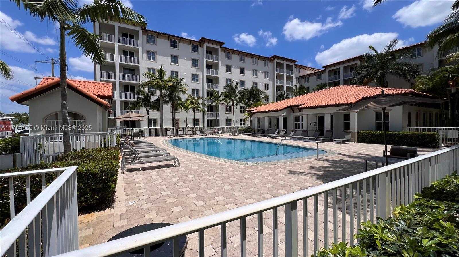 Small Image of 4670 NORTH WEST 79TH AVE #2F, Doral Number 34