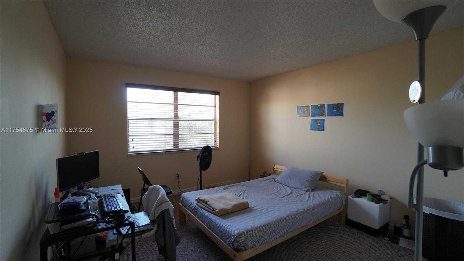 Small Image of 4670 NORTH WEST 79TH AVE #2F, Doral Number 7