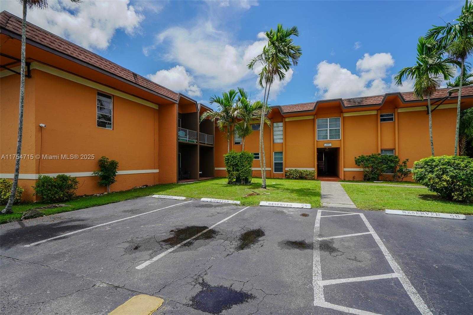Small Image of 9487 SOUTH WEST 76TH ST #M4, Miami Number 2