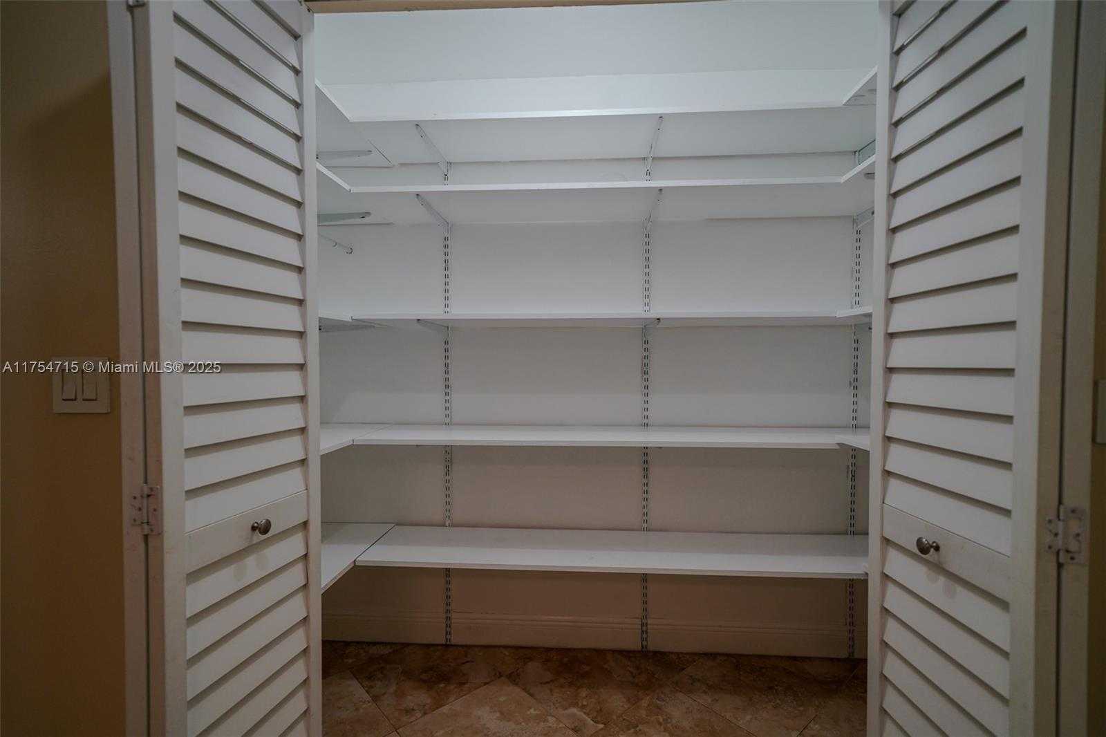 Small Image of 9487 SOUTH WEST 76TH ST #M4, Miami Number 5