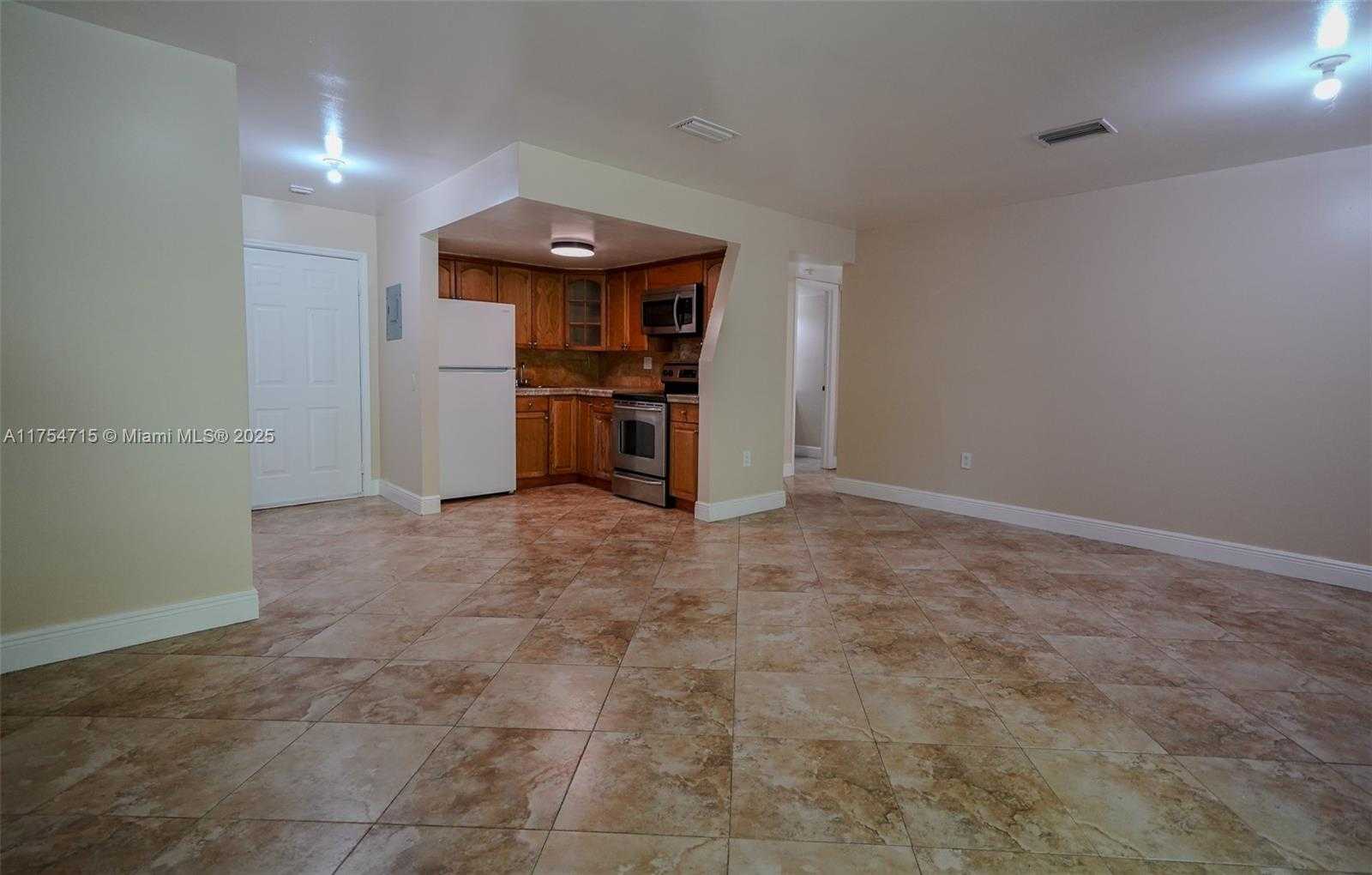 Small Image of 9487 SOUTH WEST 76TH ST #M4, Miami Number 6