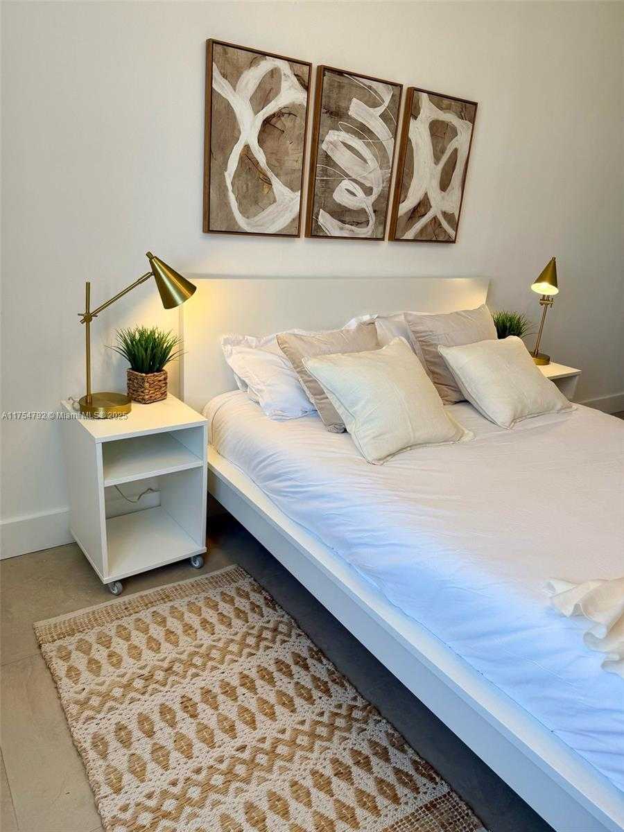Small Image of 1080 94TH ST #602, Bay Harbor Islands Number 10