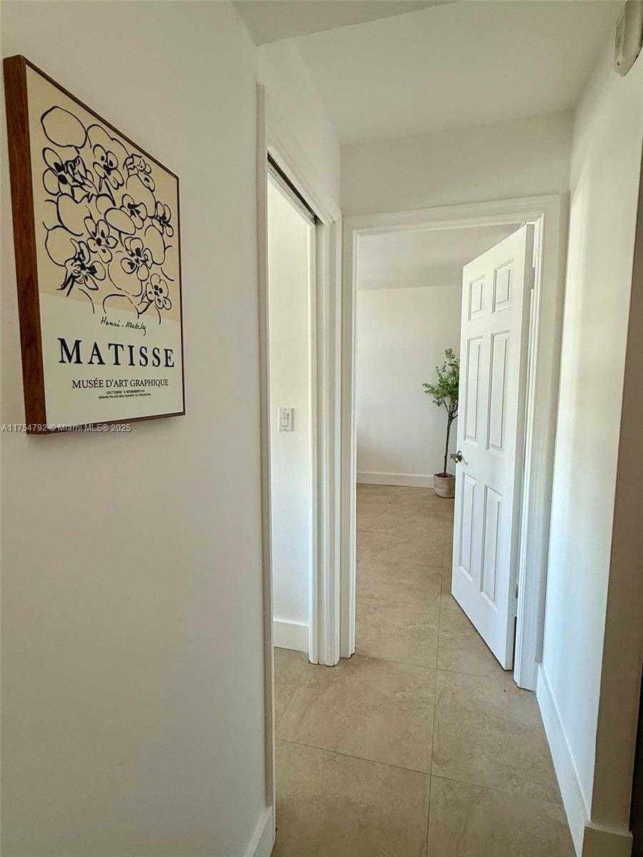 Small Image of 1080 94TH ST #602, Bay Harbor Islands Number 16
