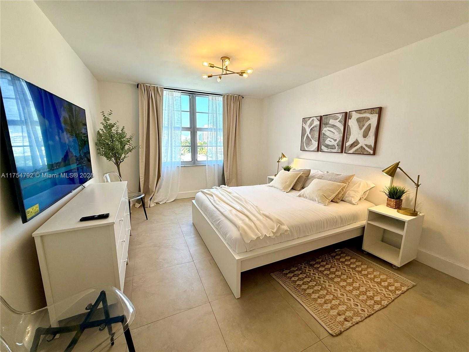 Small Image of 1080 94TH ST #602, Bay Harbor Islands Number 40