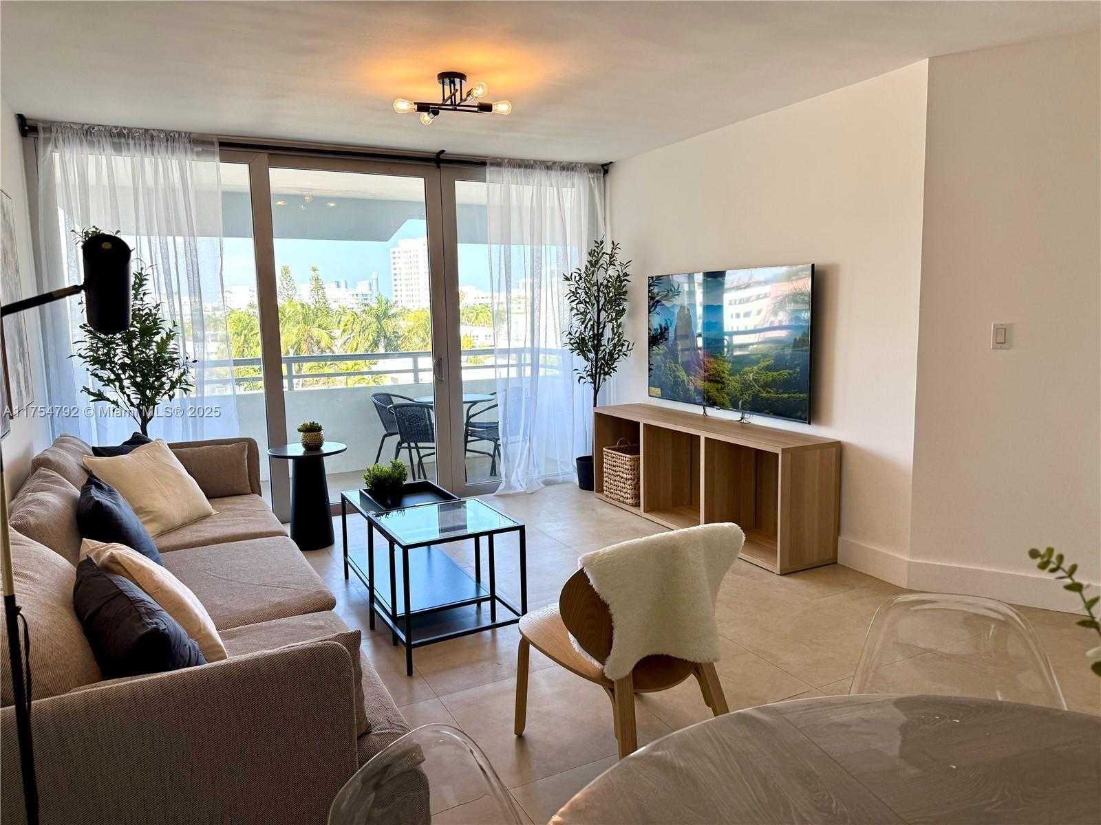 Small Image of 1080 94TH ST #602, Bay Harbor Islands Number 55