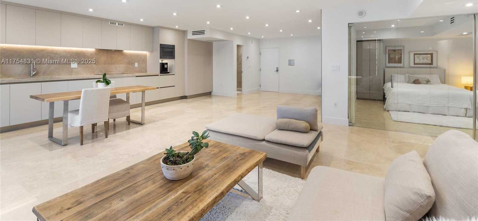 Small Image of 2301 COLLINS AVE #1011, Miami Beach Number 10