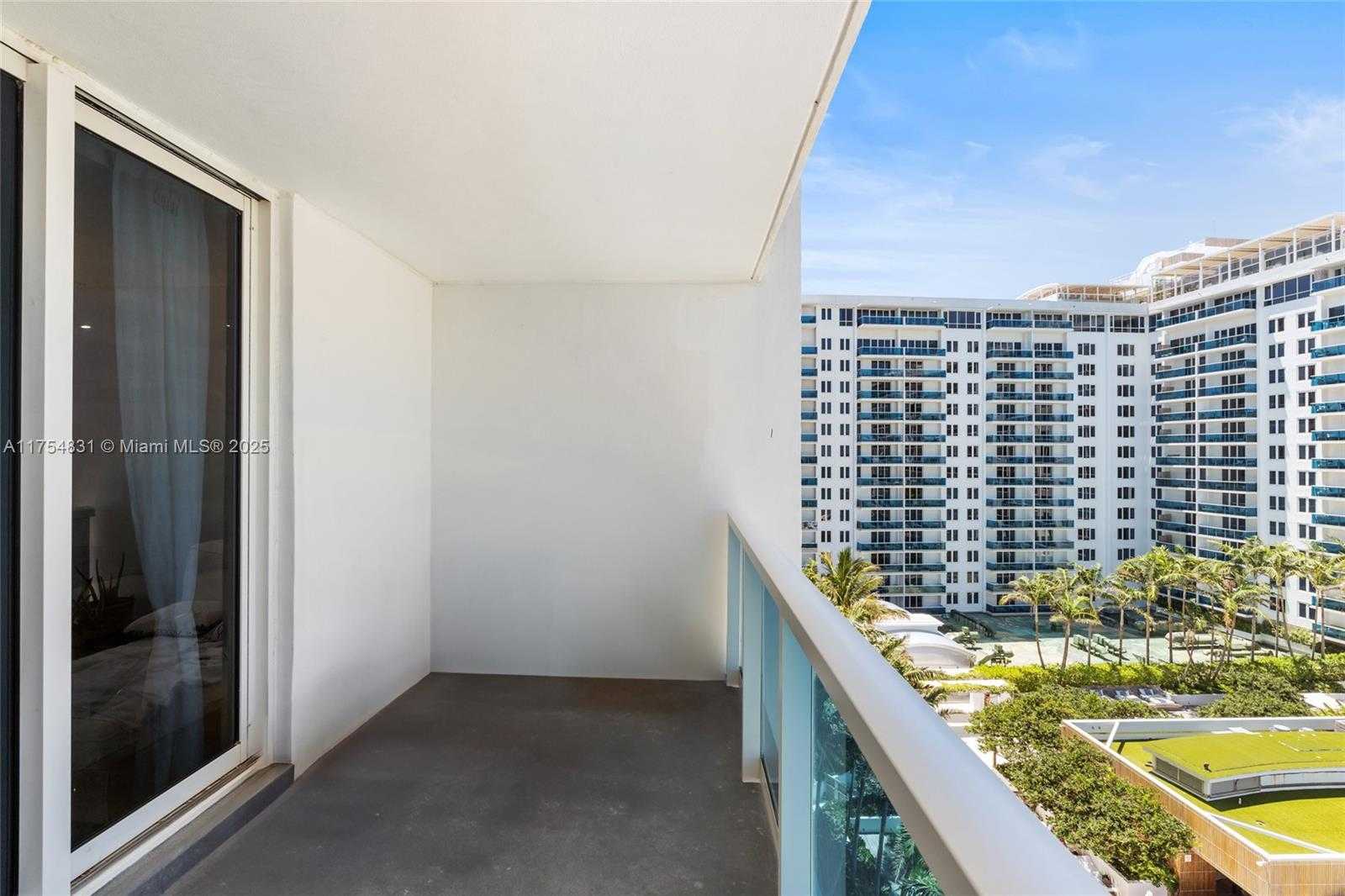Small Image of 2301 COLLINS AVE #1011, Miami Beach Number 33